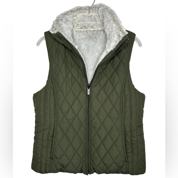 Weatherproof Reversible Vest Medium Quilted Olive Green Reverse to Faux Fur  EUC - Picture 1 of 14